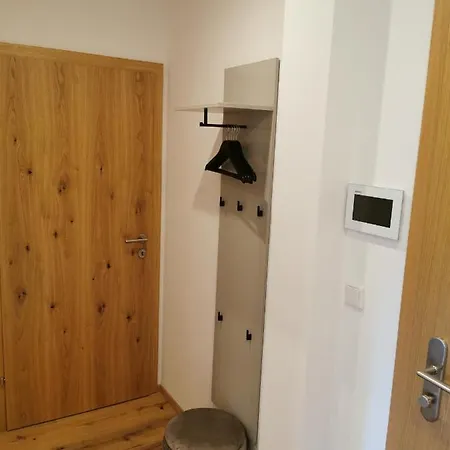 Living Apartment_2 アパート *